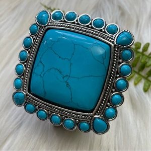 Blue dyed howlite chunky silver tone bracelet